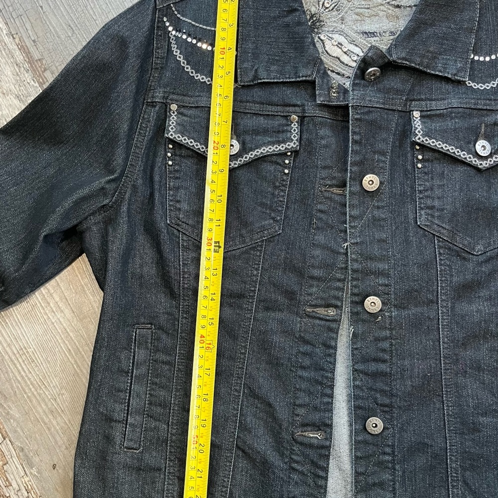 Denim Jean jacket with lots of bling, new without tags - Picture 4 of 12